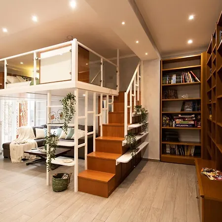 Freya - Trendy Loft Apartment